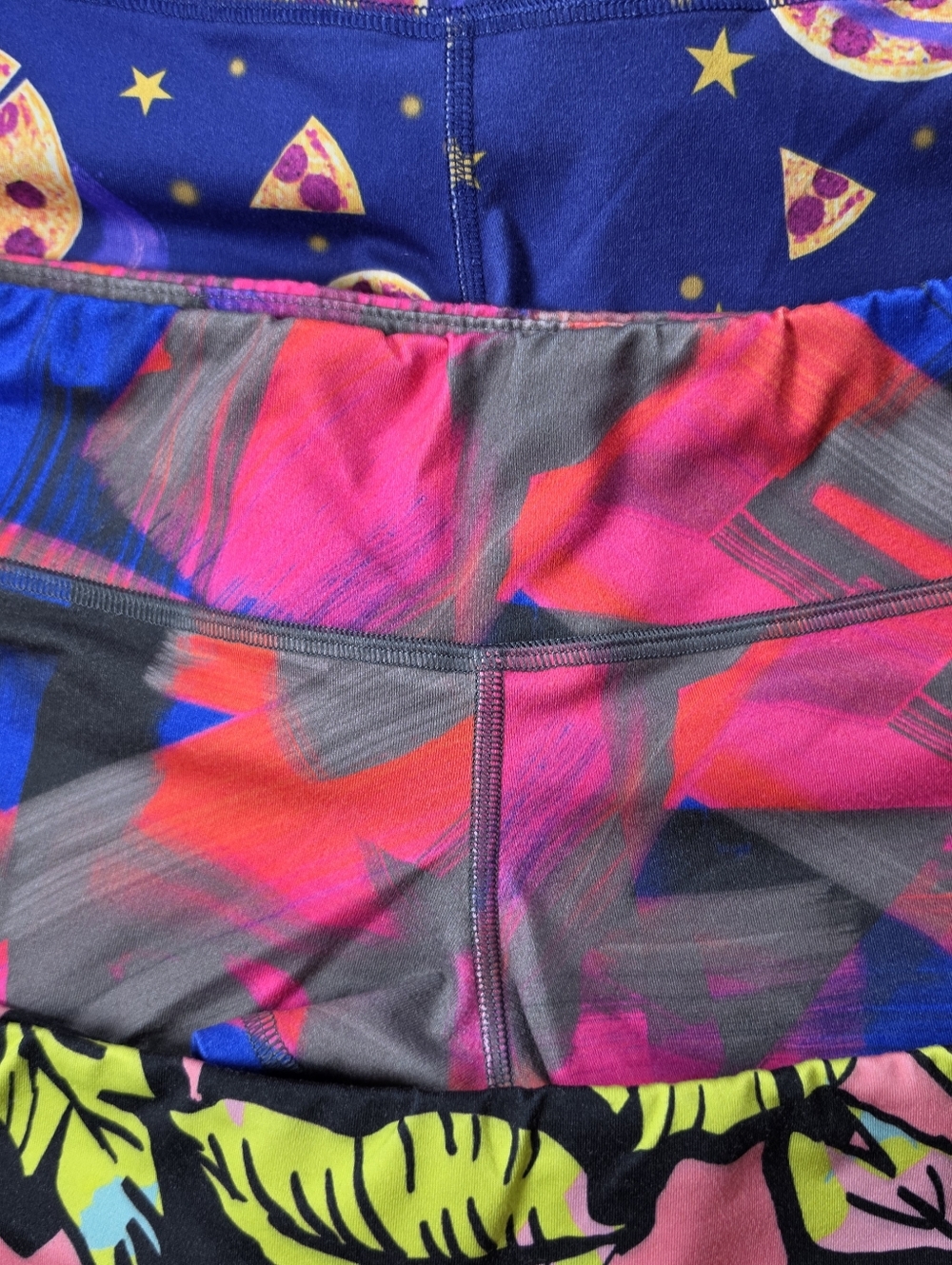 FLEO Lot Of 4 Bold Wild Spandex Workout Booty Shorts Cross Fit Sz Med - Picture 4 of 12